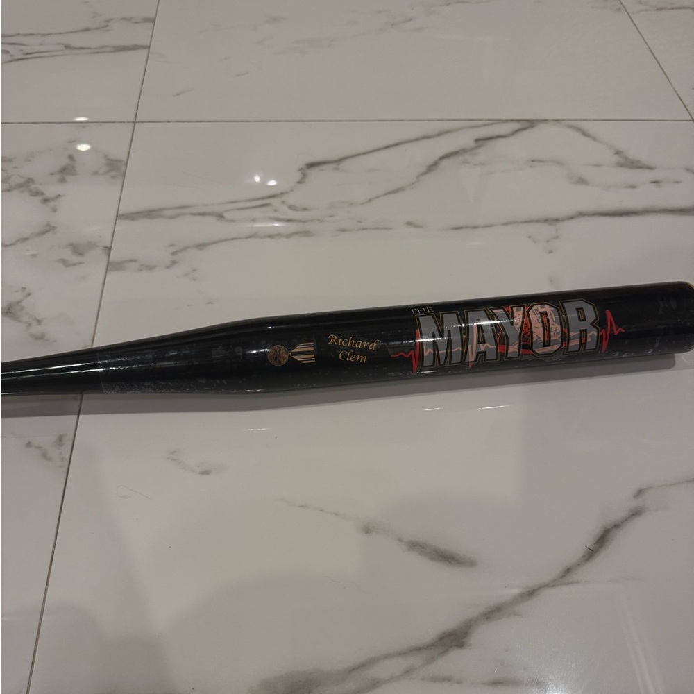 The Mayor- Richard Clem Signature 12.5in short pitch softball bat 25oz